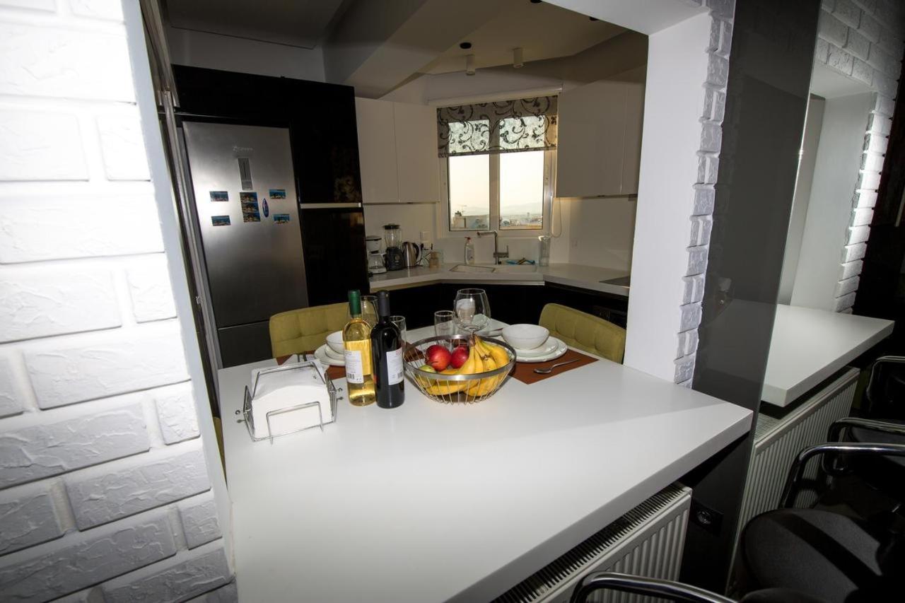 Helen Luxury Loft Design Meisonette-Apartment Αθήνα Εξωτερικό φωτογραφία