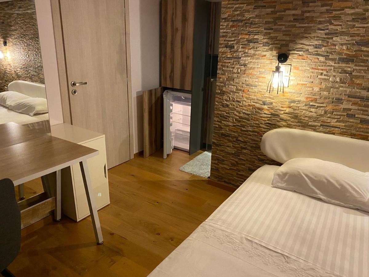 Helen Luxury Loft Design Meisonette-Apartment Αθήνα Εξωτερικό φωτογραφία